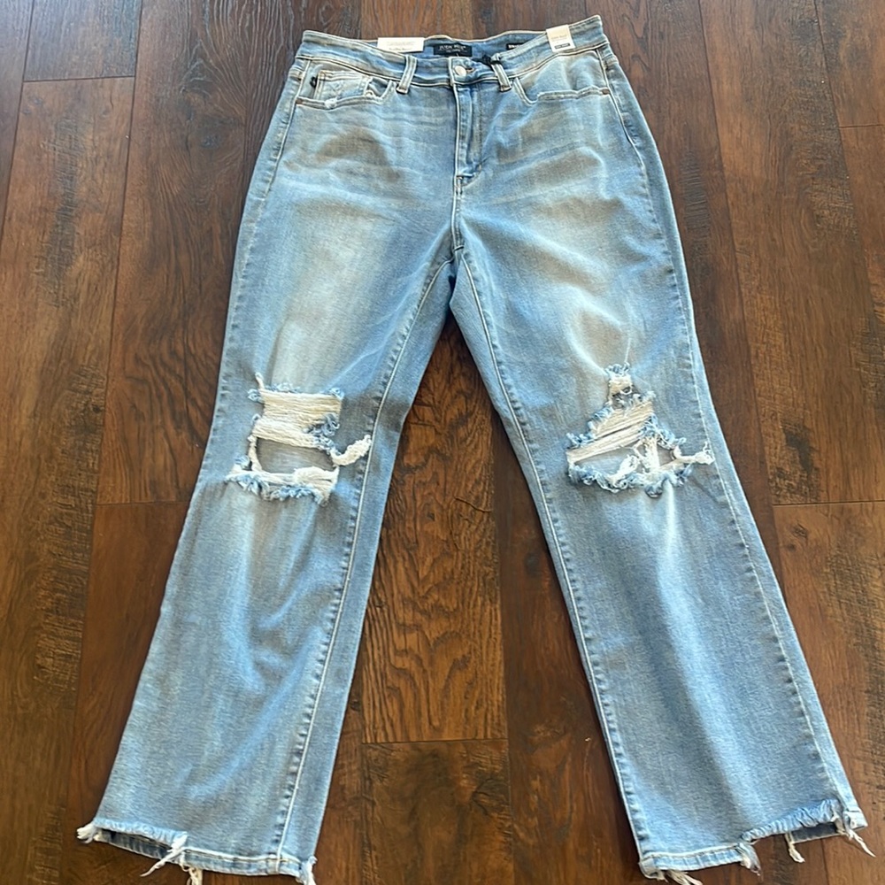 NEW JUDY BLUE STRAIGHT FIT HIGH WAIST